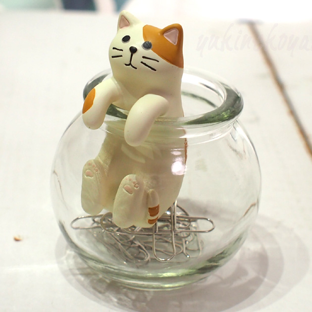 猫のクリップ入れ 壺ねこクリップボトル☆デコレ(DECOLE)HAPPY cat day（トラ猫・ハチワレ猫）::猫雑貨・猫グッズのお店－雪猫屋－