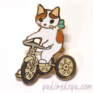 猫ピンズ　三輪車